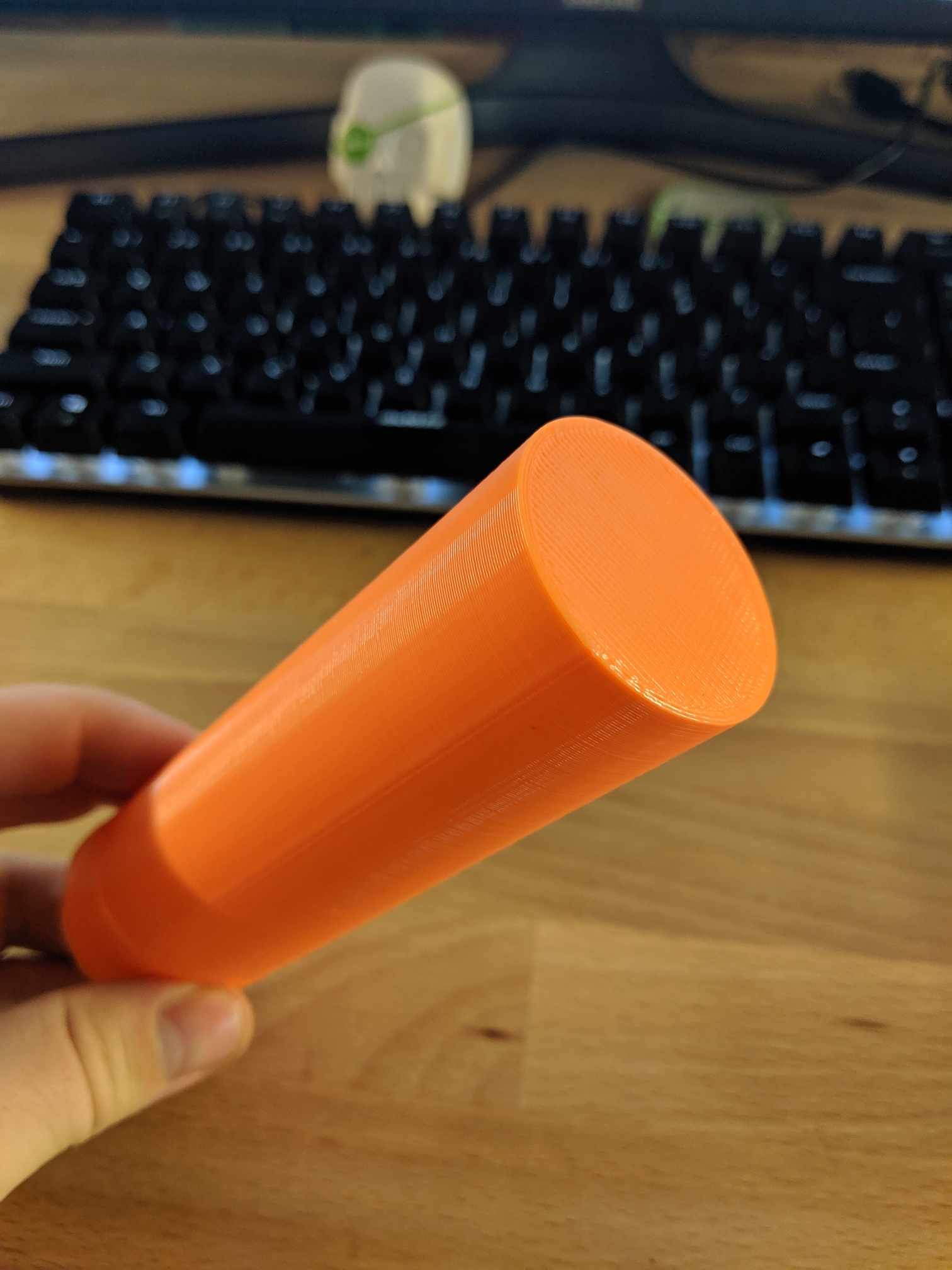 Photo of a 3d-printed cylinder to be used as a bend guide for a folded dipole