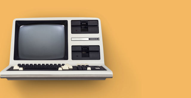 An early retro personal computer makes the case for federal IT modernization.